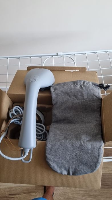 Уред за гладене с пара AEG