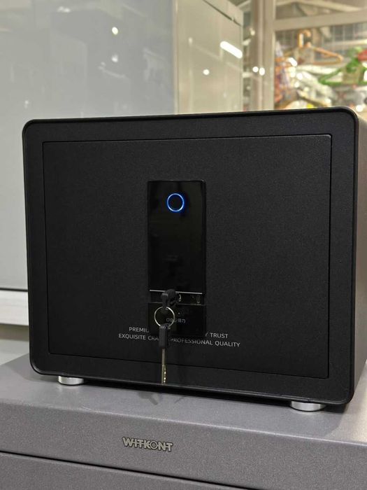 Seyf deli Сейф Deli 27321 с отпечатком черный 30x38x29 17кг Скидки !!!