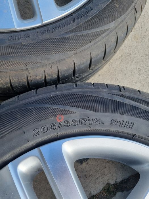 Гуми с джанти 205/55/16 цола