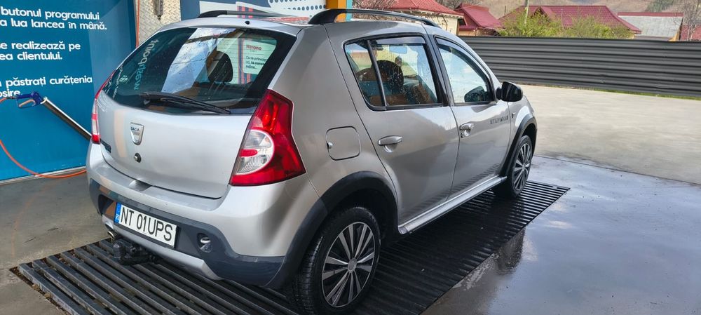DACIA Sandero Stepway 2010 — imagine 4