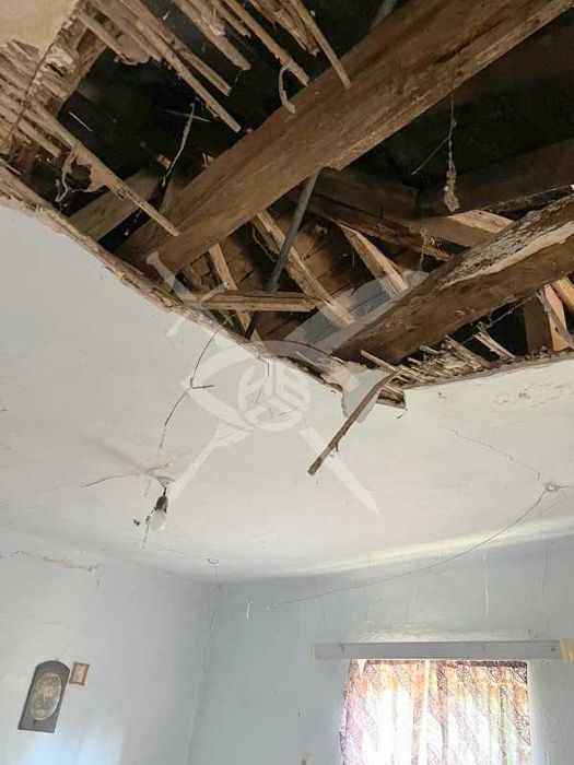 Продава се Къща в с. Варовник, Област Бургас - 120 кв.м за 40 €/кв.м - Снимка #6