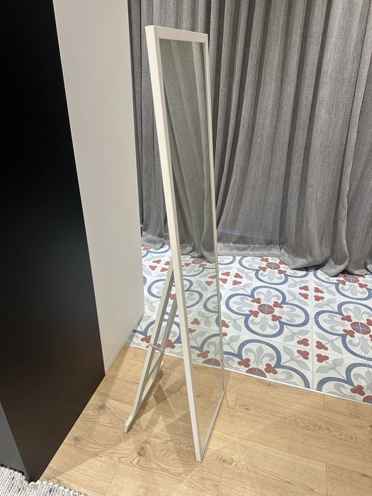 Зеркало напольное