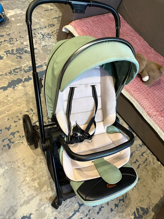 Продам коляску детскую