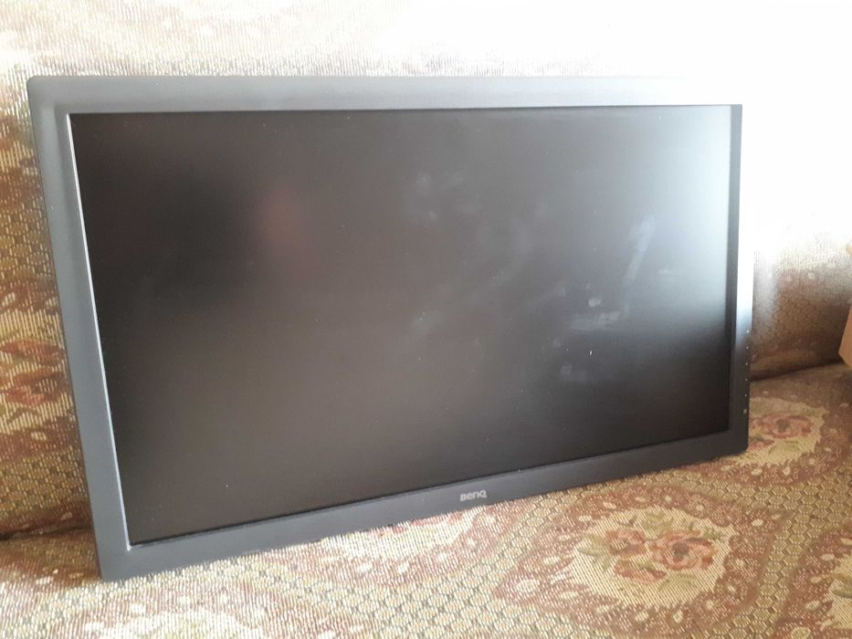 Un cadou cu care nu vei da greș - Monitor gaming Benq diagonala 60 cm
