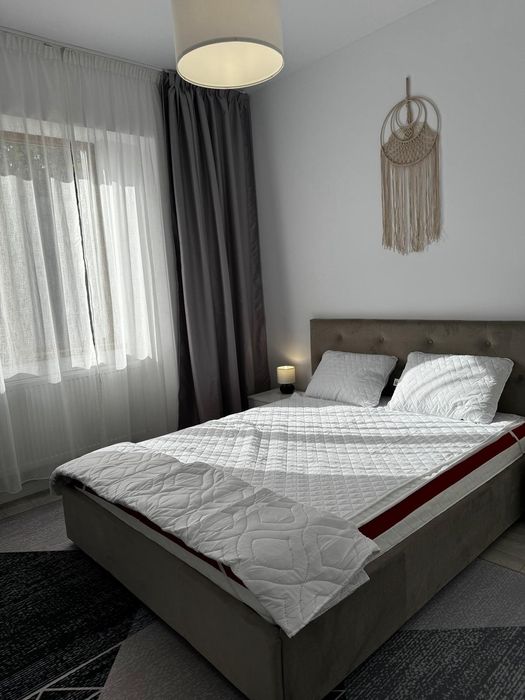 Închiriez apartament 2 camere sector 1 Pod Constanta - Proprietar
Imob