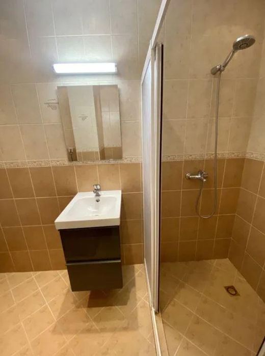 Дава се под наем Тристаен апартамент в София, Младост 4 - 85 кв.м за 698.19 € - Снимка #7