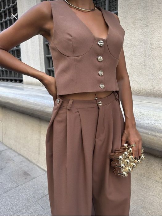 Дамски комплект нов …