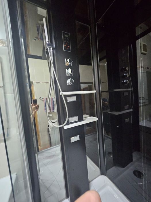 Продается душ кабина состояние новое