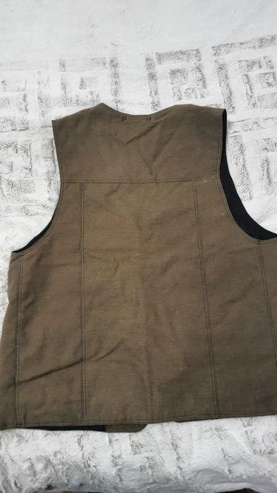 Мъжка жилетка, чисто нова, не е носена , шита по поръчка