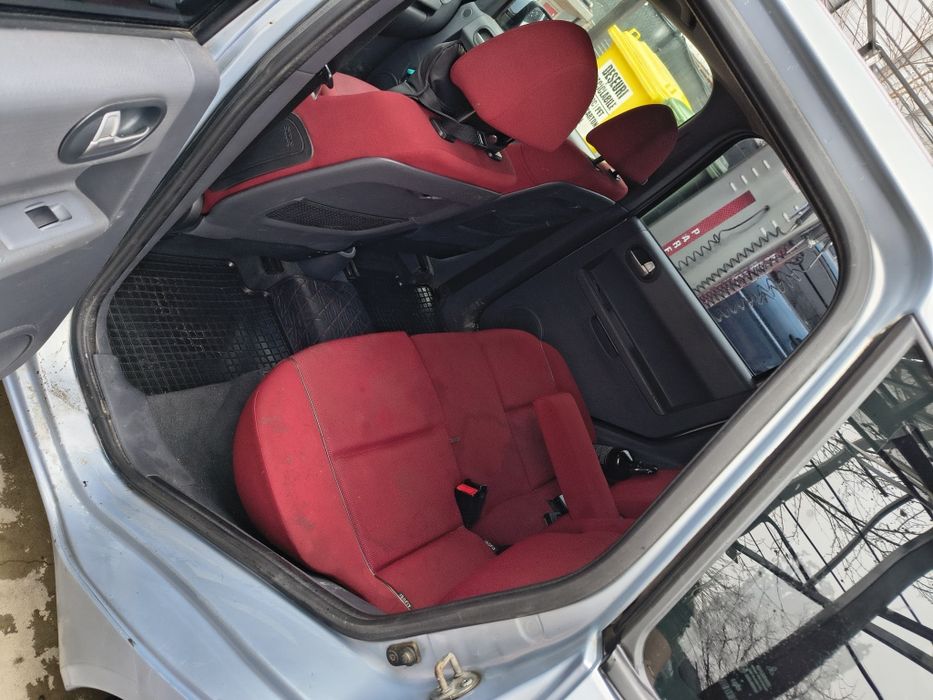 Mitsubishi colt 1.3 benzina 2005