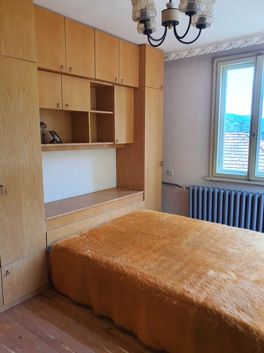 Продава се Къща в с. Чифлик, Област Ловеч - 200 кв.м за 459 €/кв.м - Снимка #12