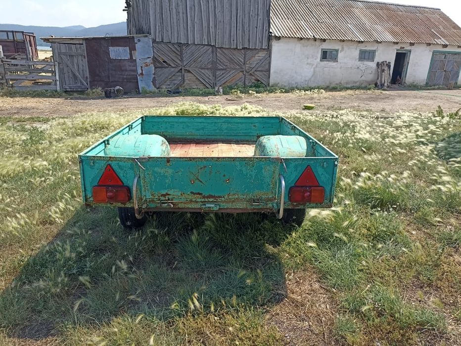 Продам прицеп легковой