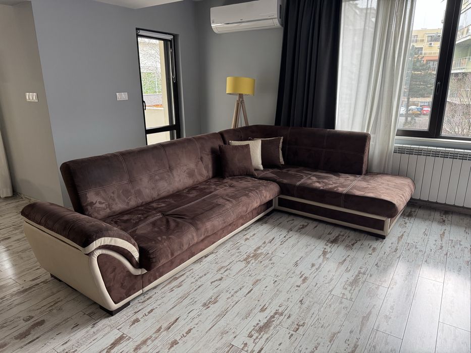 Диван с функция сън и ракла