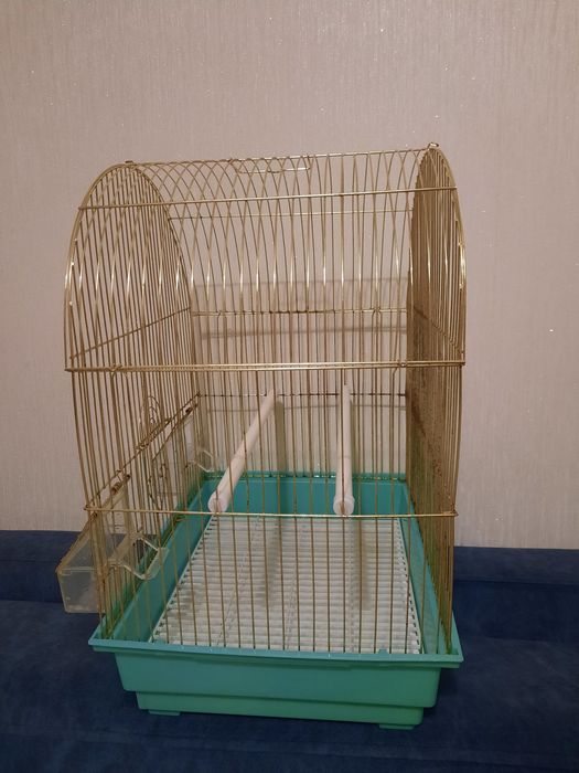 Продам клетку для птиц