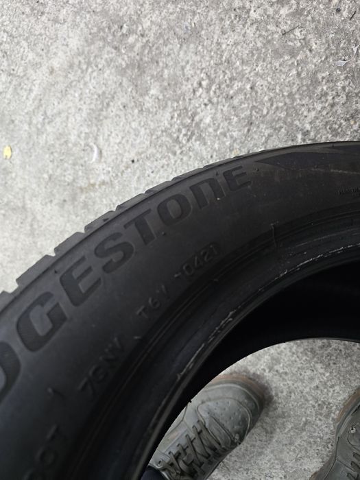 2 Броя 235/50/19 Bridgestone 7,5mm