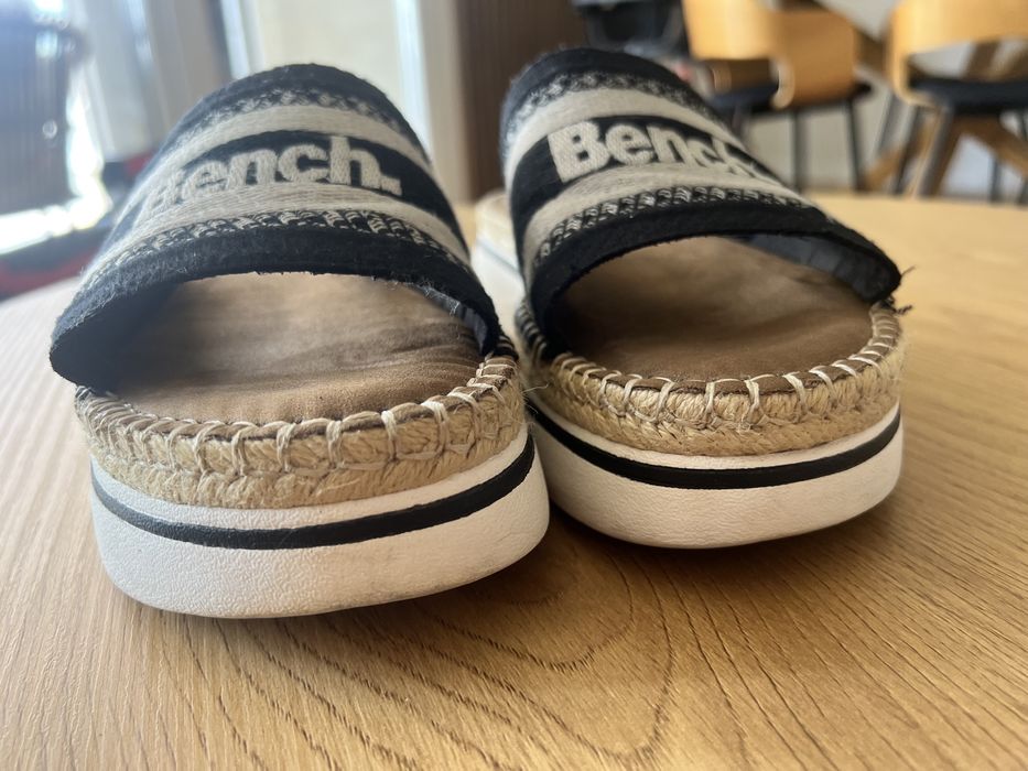 Slapi Bench Platform