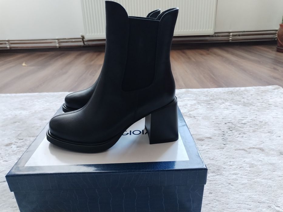 Ghete NOI din piele naturala Luca di Gioia