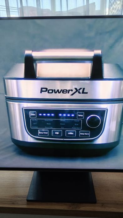 Vând multicooker PowerXL 12 în 1, nou, nefolosit.