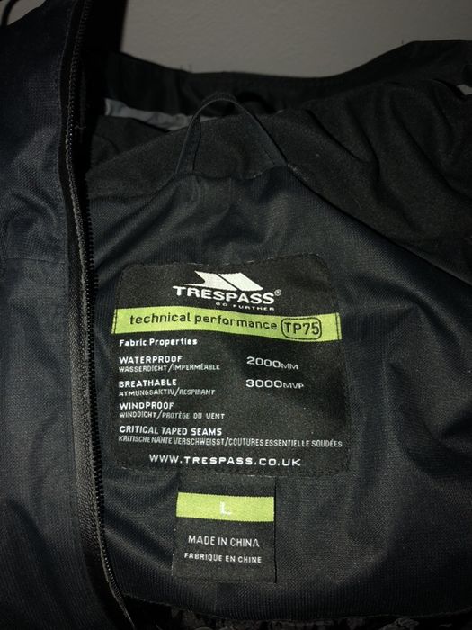 Geaca si pantaloni ski