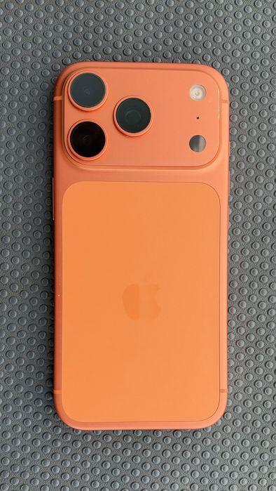 iPhone 17 Pro Orange 256