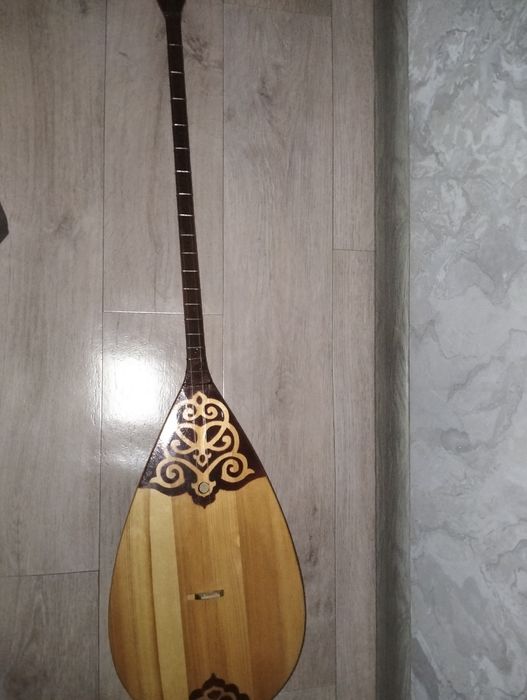 Қазақтың қара ДОМБЫРАСЫ