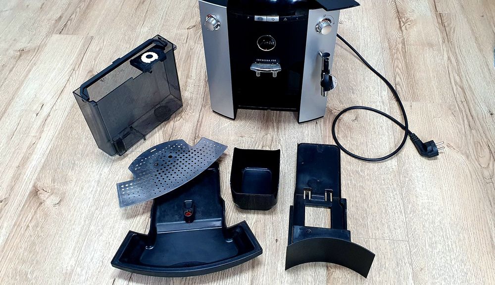 Aparat de Cafea Jura Impressa F50 functioneaza perfect