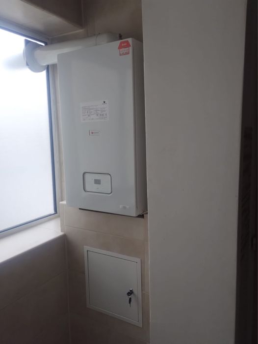 Inchiriez apartament