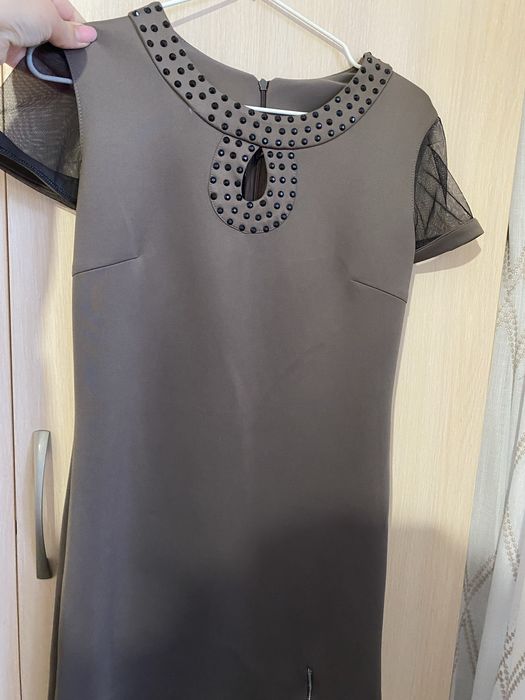 Вечерние платья в отличном состоянии