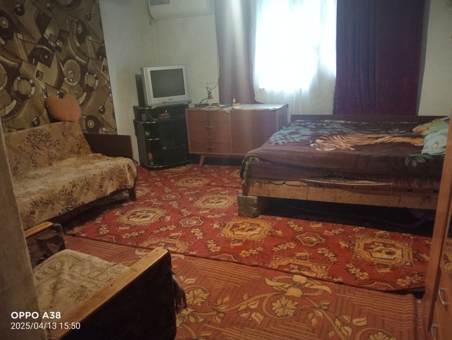 Продаётся дача с участками.