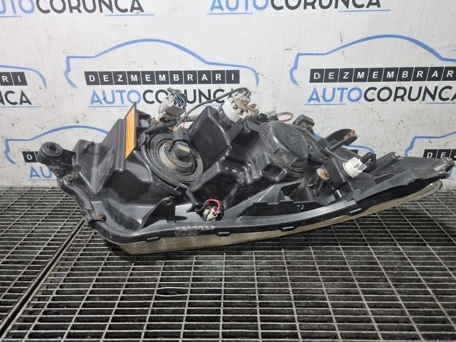 Far Stanga Subaru Forester 2007 - 2010 SUV 4 Usi (1220) Xenon SURUBURI TAIATE