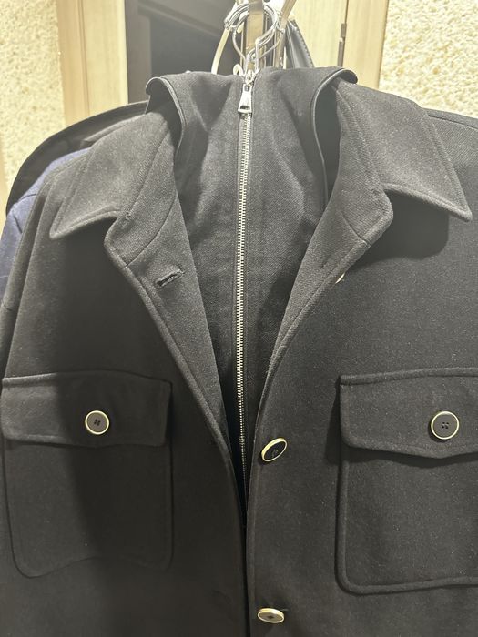 Продам пальто демисезонное