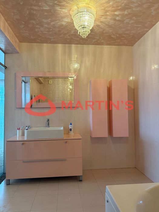 Продава се Двустаен апартамент в София, Люлин 2 - 95 кв.м за 1895 €/кв.м - Снимка #1