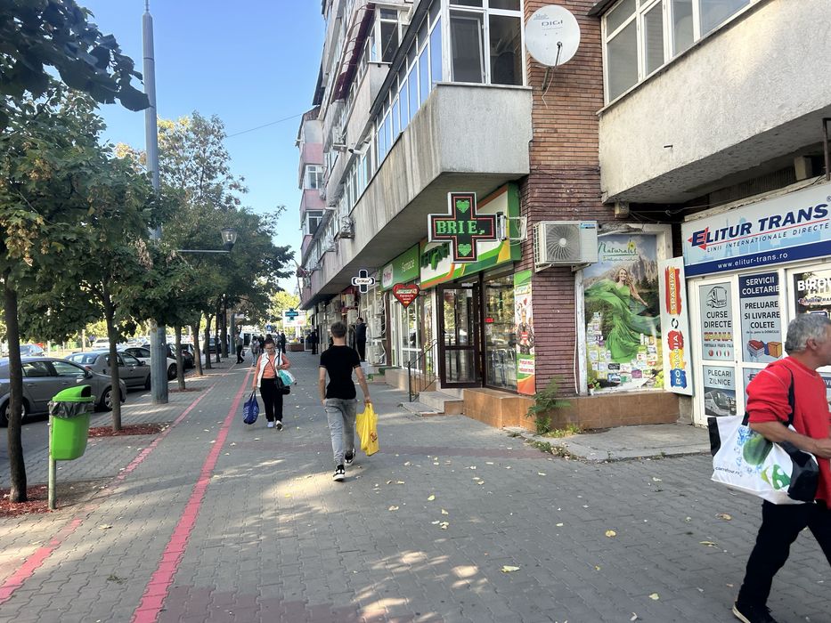 De inchiriat spatiu comercial