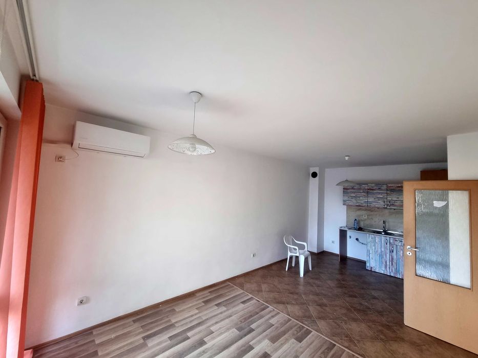 Дава се под наем Двустаен апартамент в Бургас, Възраждане - 86 кв.м за 229.5 € - Снимка #3