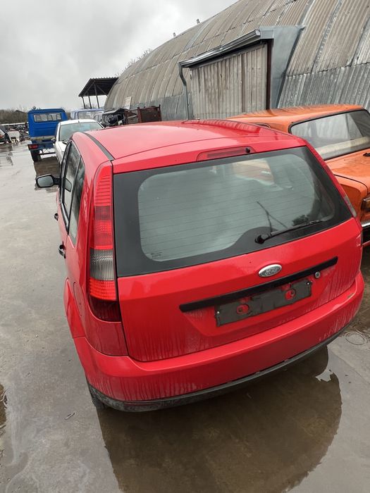 Ford Fiesta  НА ЧАСТИ