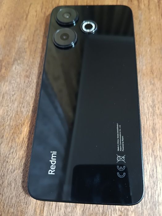 Продавам Xiaomi redmi 13