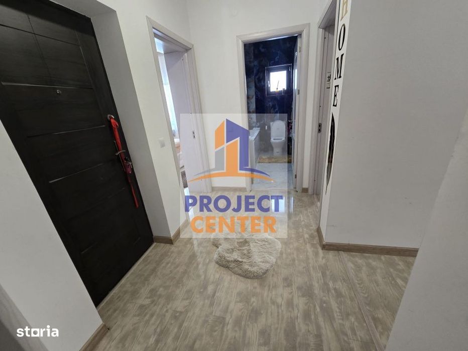 Apartament 3 camere, zona Targul Saptamanal