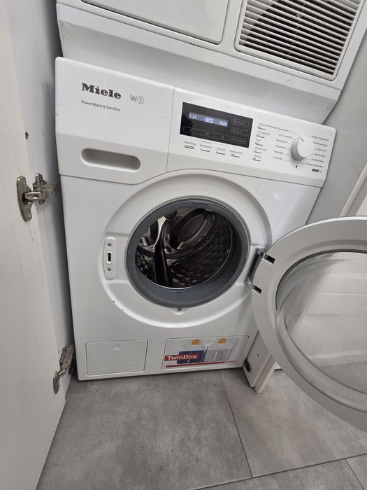 Miele W1 TwinDous, 9 kg, 1600 об + twindos