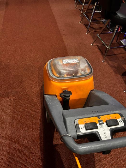 Пране на мека мебел и меки подови настилки