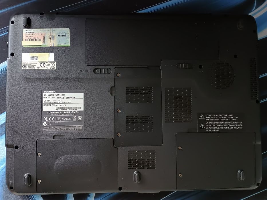 Тошиба 17 инча подарък чанта 120 евро.