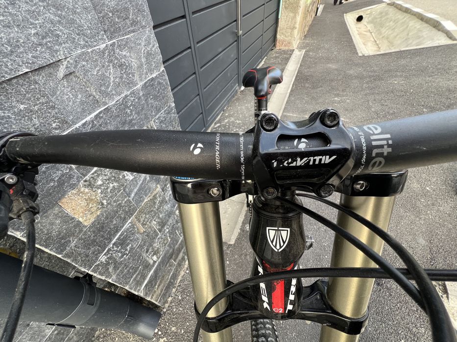 Titlu bun pentru OLX: Trek Session 8 FOX 40 Downhill/Freeride Bike Park MTB