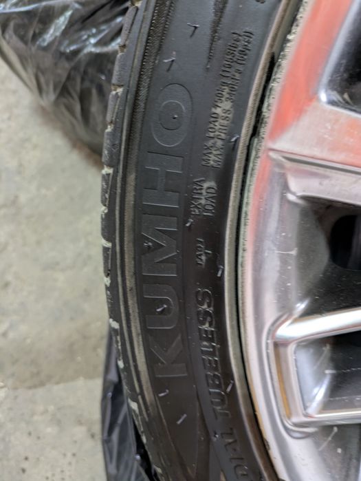 Продам диски в отличном состояний