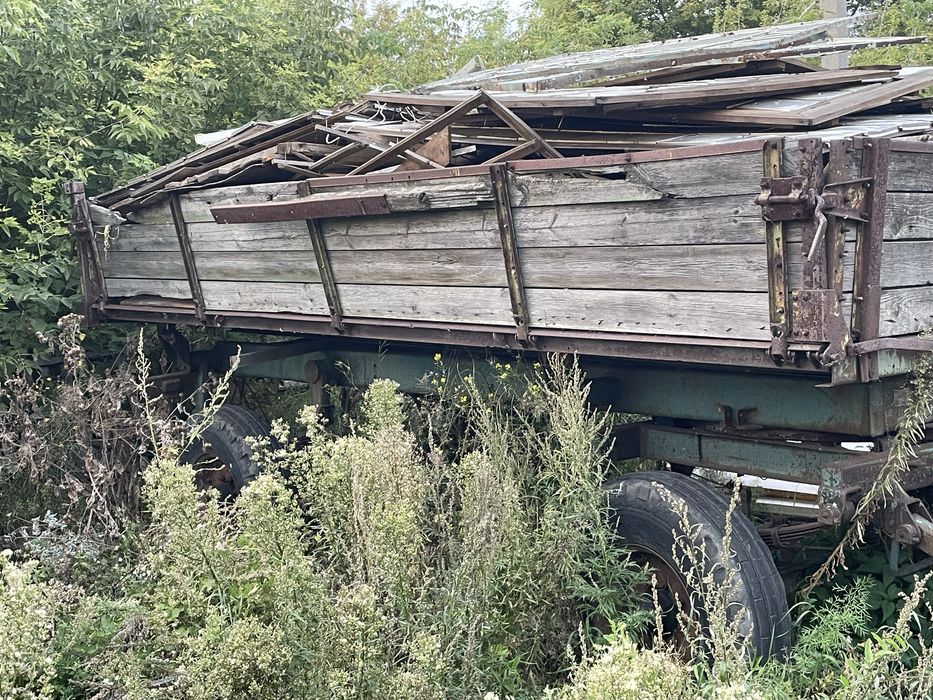 Продам тележку 4 т сена косилку