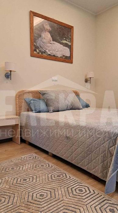 Продава се Многостаен апартамент в Бяла - 250 кв.м за 900 €/кв.м - Снимка #2