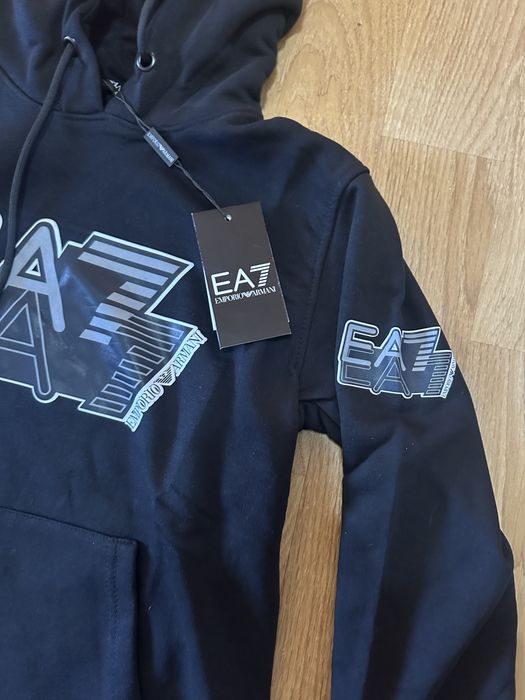 Hanorac Emporio Armani EA7