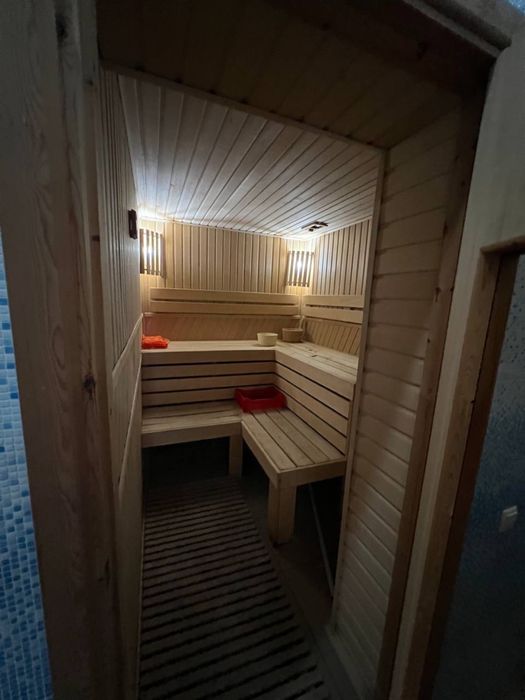 Uchastka sotiladi. 6 sotix..