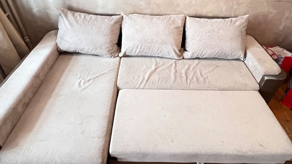 Ъглов разтегателен диван