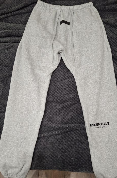 Костюм essentials