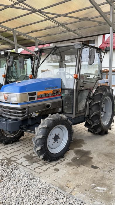 Tractor japonez Iseki GEAS 33 Tractor yanmar iseki kubota