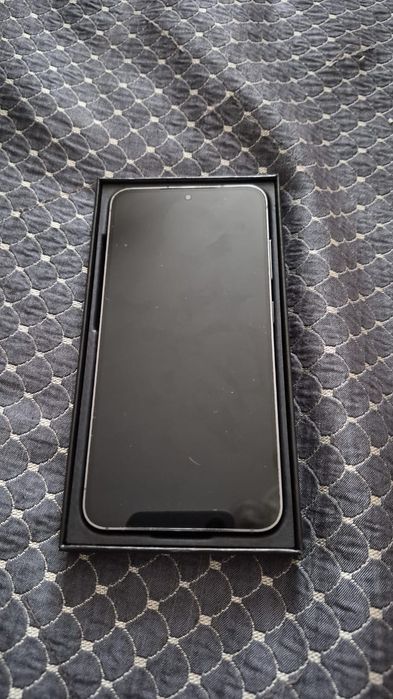 Продам Samsung S23 128гб